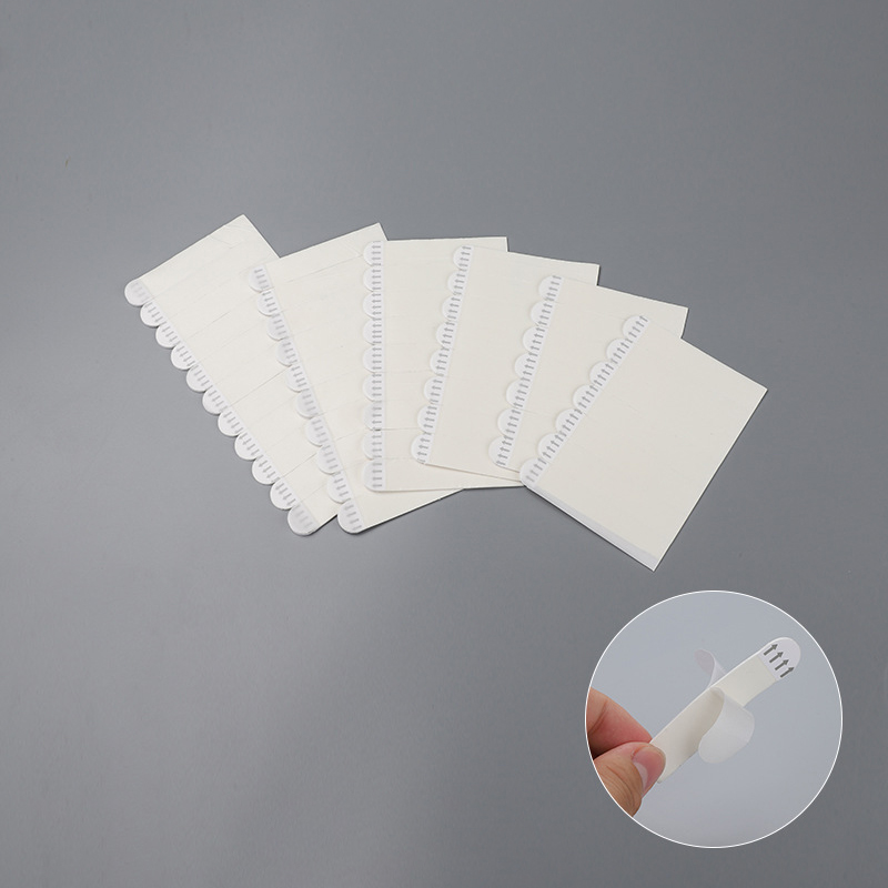 شرائط لاصقة لتثبيت الإطارات بد - مراجعة Picture Hanging Strip وسعره